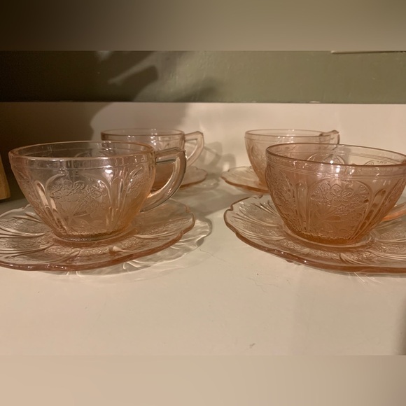 Vintage Pink Depression Glass Cherry Blossom Teacups and Saucers Set of 4 - Picture 6 of 10